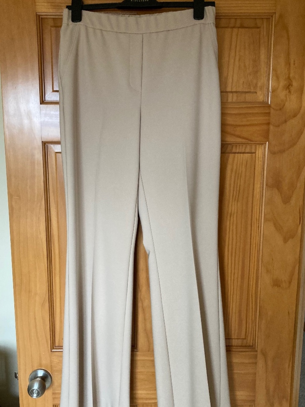 Joseph Ribkoff light beige pant size 8
